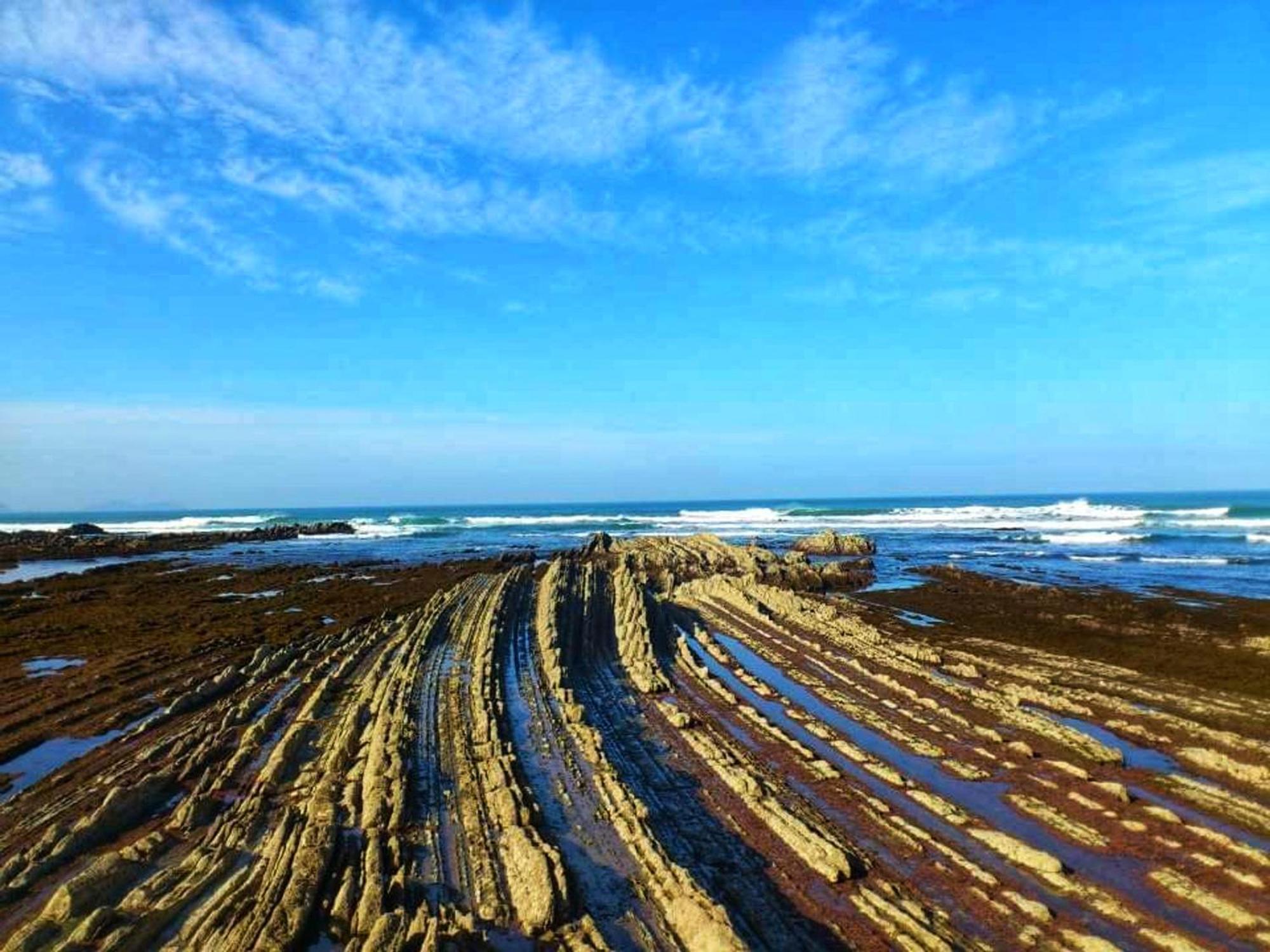 Junto A Las Playas,Dos Terrazas Y Vistas Al Mar Sopelana Buitenkant foto
